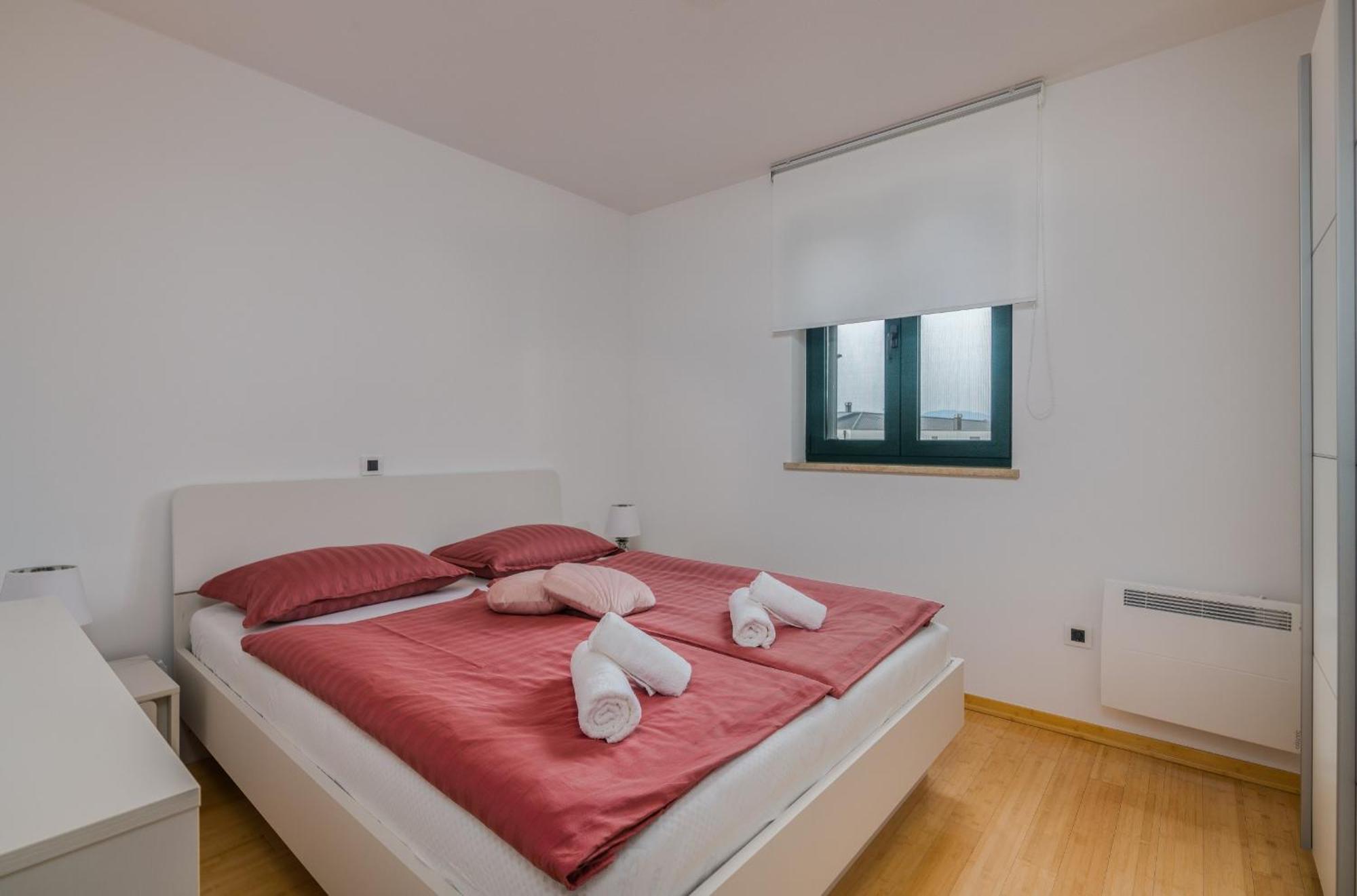 Apartment Navis Near The Sea *