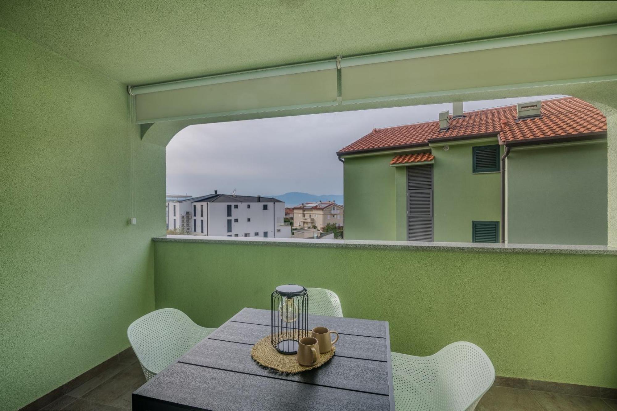 Apartment Navis Near The Sea *