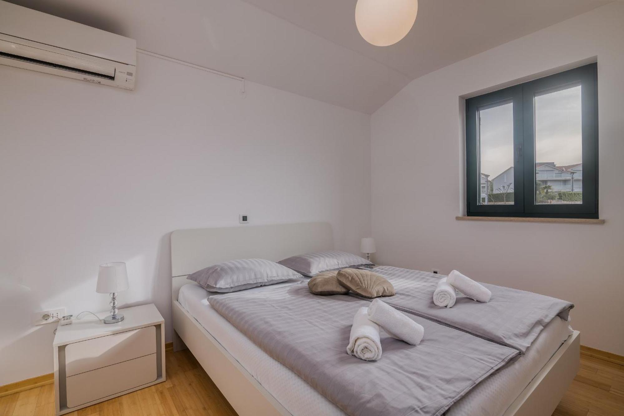 Apartment Navis Near The Sea Vantacici
